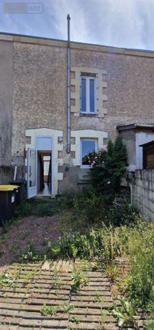 Maison de ville à vendre à Thouars dans les Deux-Sèvres (79100), ref : 79079-35