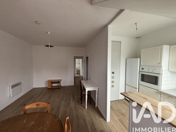 Immeuble à vendre 98 m² Arnage
