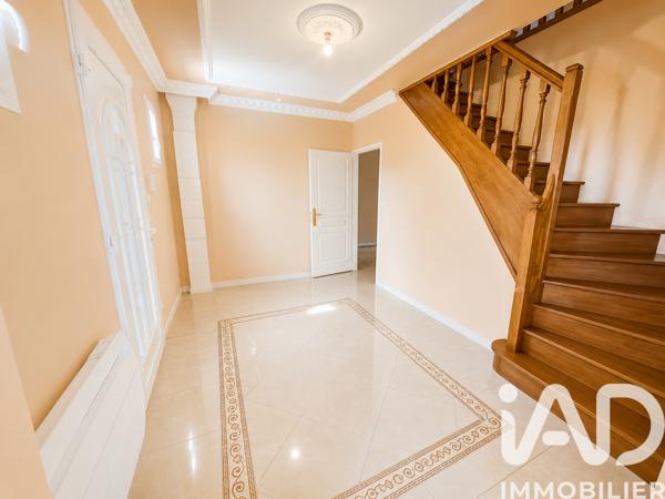 Maison à vendre 10 pièces 200 m² Gien