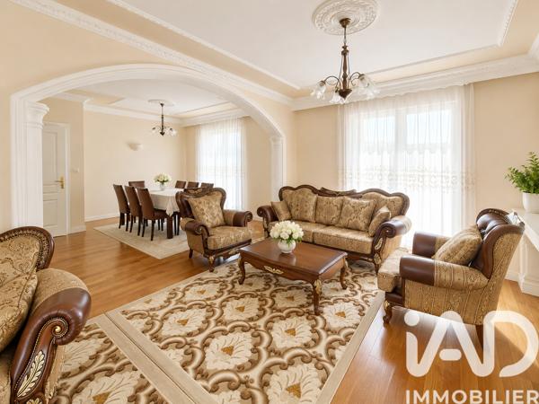 Maison à vendre 10 pièces 200 m² Gien