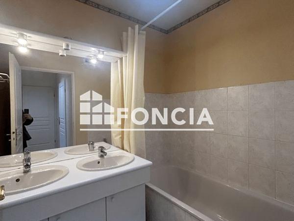 Location Appartement 3 pièces 65.6 m² - 7 AVENUE ALAIN SAVARY Orleans 45100