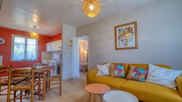 Immeuble -Sisco Marine 4 appartements 196 m2 avec terrain 928 m2