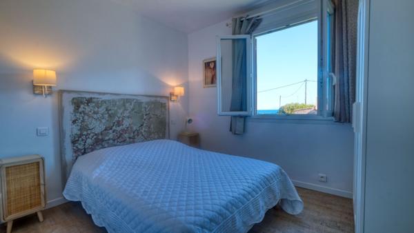 Immeuble -Sisco Marine 4 appartements 196 m2 avec terrain 928 m2