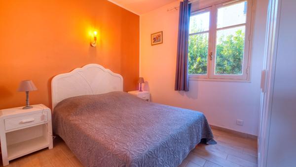 Immeuble -Sisco Marine 4 appartements 196 m2 avec terrain 928 m2