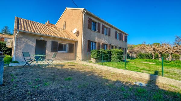 Immeuble -Sisco Marine 4 appartements 196 m2 avec terrain 928 m2