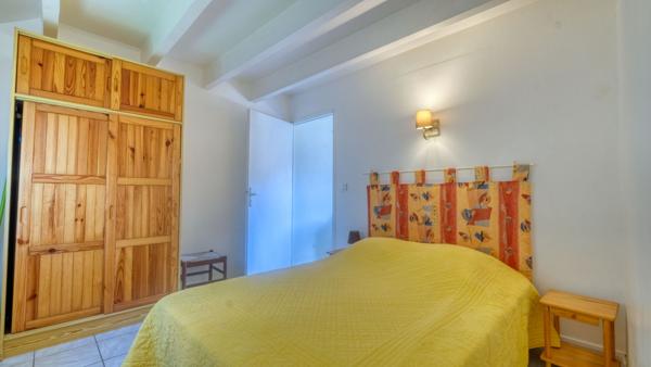 Immeuble -Sisco Marine 4 appartements 196 m2 avec terrain 928 m2