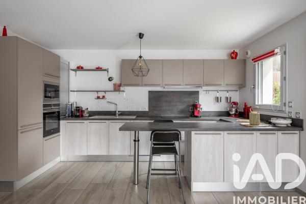 Maison à vendre 7 pièces 162 m² Voreppe