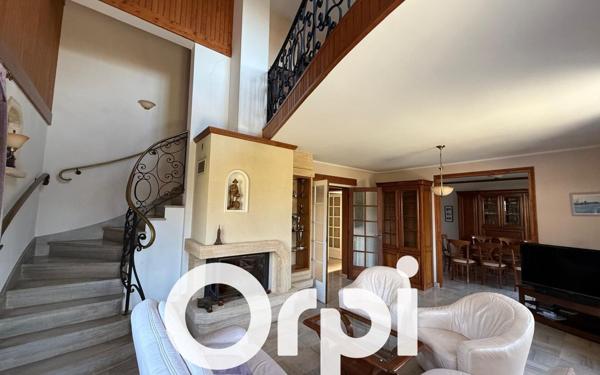 Maison à vendre    7 pièces •  Melun