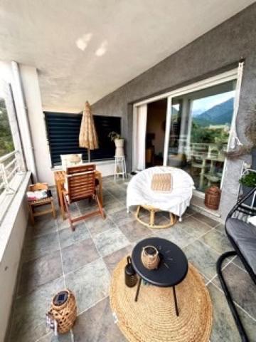 Charmant T3 avec terrasse et parking