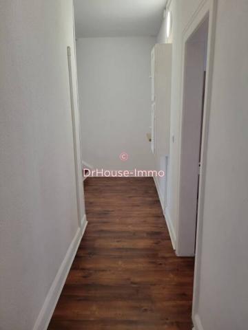Appartement à louer 5 pièces de 117 m²
