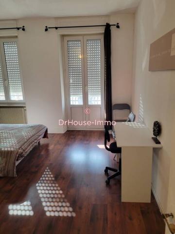 Appartement à louer 5 pièces de 117 m²