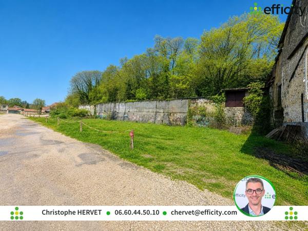 Immeuble
         17 pièces
        - 1200 m² Exclusivité