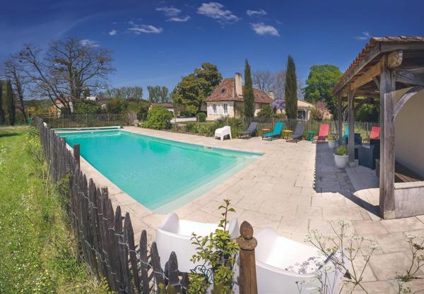 RARE : Chambres d'hôtes sur sîte touristique prisé, 120 000 € de CA/an