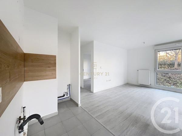 Appartement F4 à vendre  4 pièces - 59 m2 NOISY LE GRAND - 93