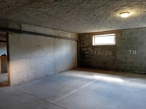 Parking / box Angers