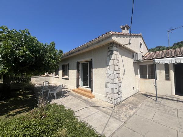 Pennes-Mirabeau (13170) Maison T3/4 de 75m2 de plain pied, garage et jardin