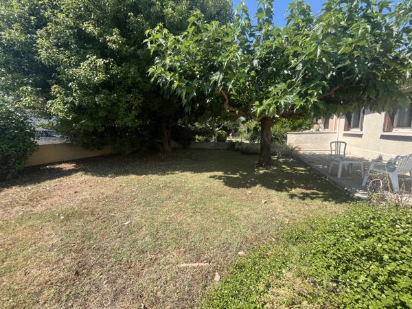 Pennes-Mirabeau (13170) Maison T3/4 de 75m2 de plain pied, garage et jardin