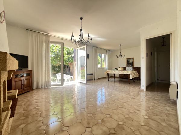 Pennes-Mirabeau (13170) Maison T3/4 de 75m2 de plain pied, garage et jardin