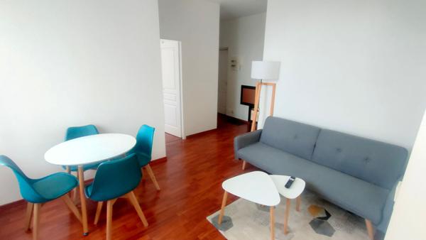 Appartement rénové Hauteville 