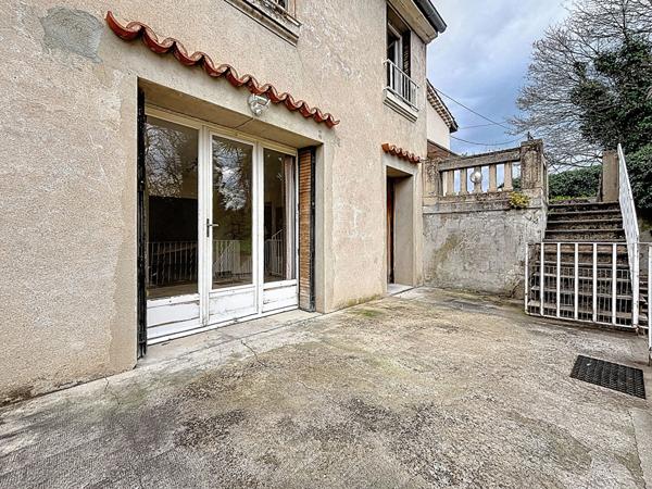 Maison à loriol de 160 m2 sur 5000m2 de terrain, ancienne ferme, deux logements, nombreuses dependances