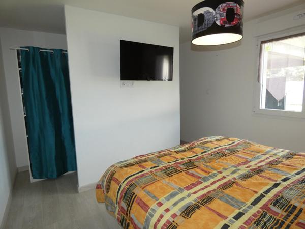 Pavillon, 126 m² 5 pièces , 4 chambres.