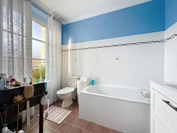 APPARTEMENT TYPE 3 - 75,84 M² - DEUX BALCONS - VUE MER EXCEPTIONNELLE