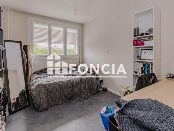 Location Appartement 3 pièces 56.4 m² - 2 ALLEE HENRI BERGSON Rennes 35200