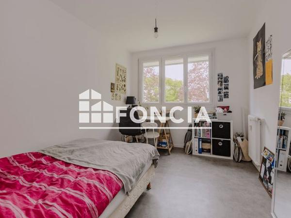 Location Appartement 3 pièces 56.4 m² - 2 ALLEE HENRI BERGSON Rennes 35200