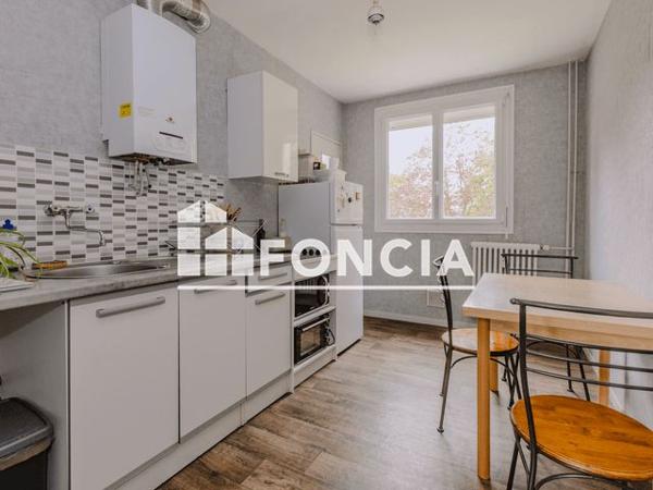 Location Appartement 3 pièces 56.4 m² - 2 ALLEE HENRI BERGSON Rennes 35200