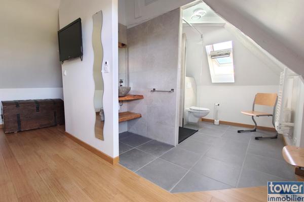 Maison
                                                                                                                                                                                                                                                                                                                        7 pièce(s)                                                                                                                                                                                                          3 chambre(s)                                                                                                                                                                                                          199  m²
