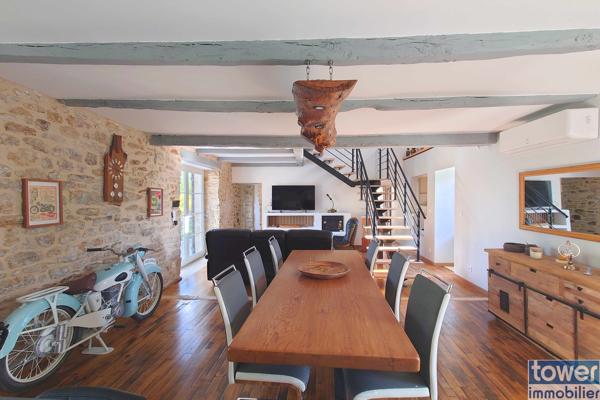 Maison
                                                                                                                                                                                                                                                                                                                        7 pièce(s)                                                                                                                                                                                                          3 chambre(s)                                                                                                                                                                                                          199  m²