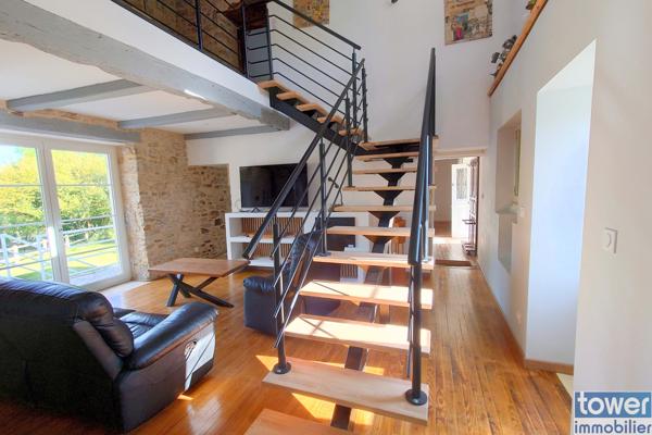 Maison
                                                                                                                                                                                                                                                                                                                        7 pièce(s)                                                                                                                                                                                                          3 chambre(s)                                                                                                                                                                                                          199  m²
