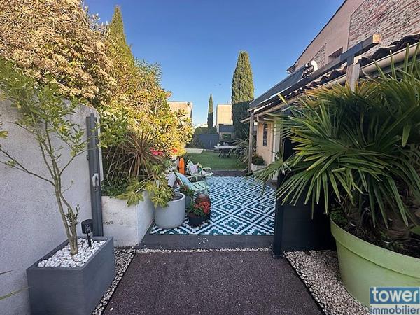 Maison
                                                                                                                                                                                                                                                                                                                        5 pièce(s)                                                                                                                                                                                                          4 chambre(s)                                                                                                                                                                                                          197.81  m²