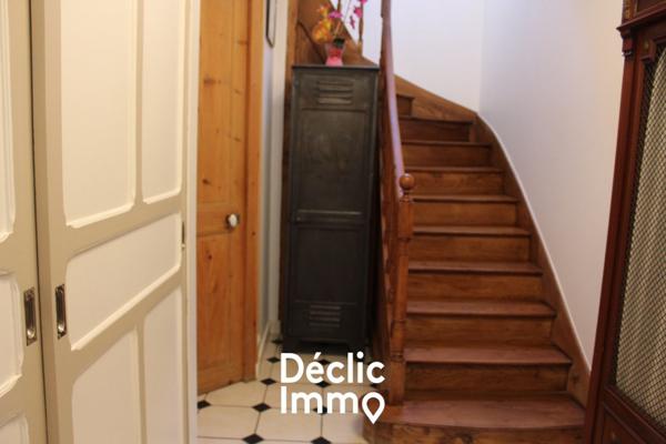 Vente maison Rochefort, 166m² 5 pièces 630 000€ avec piscine