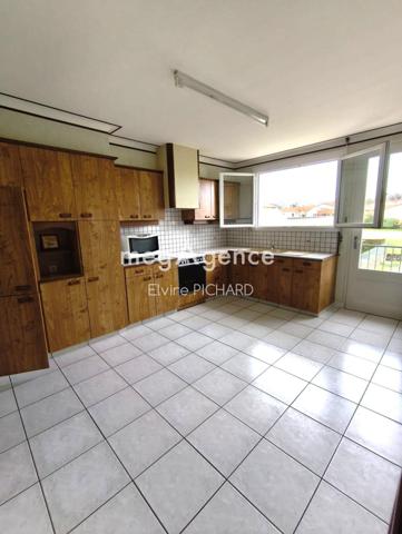 Maison à CHOLET, 49300 - 5 pièces 93m²