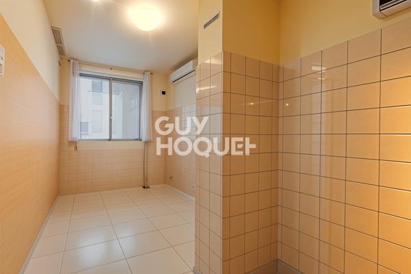APPARTEMENT À VENDRE DE 5 PIÈCES DE 174,00 M²