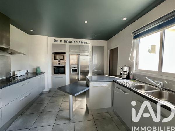 Maison à vendre 7 pièces 217 m² Agon-Coutainville