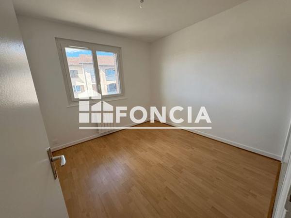 Location Appartement 3 pièces 66.55 m² - LA RINA Loyettes 01360