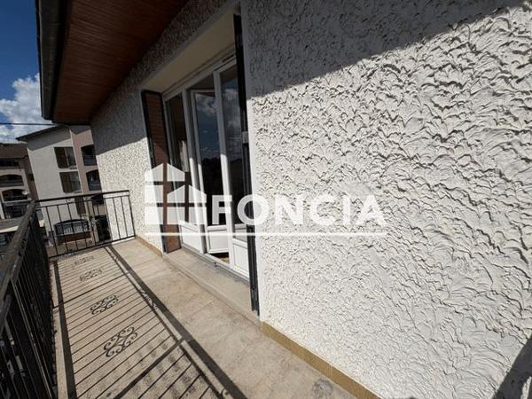 Location Appartement 3 pièces 66.55 m² - LA RINA Loyettes 01360