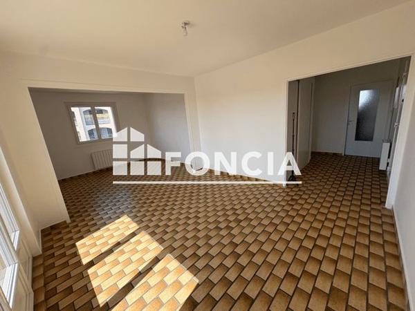 Location Appartement 3 pièces 66.55 m² - LA RINA Loyettes 01360