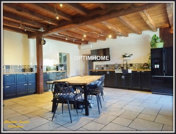 Propriété à vendre 10 pièces Proche de BARBEZIEUX SAINT HILAIRE (16)