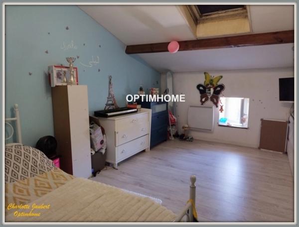 Propriété à vendre 10 pièces Proche de BARBEZIEUX SAINT HILAIRE (16)