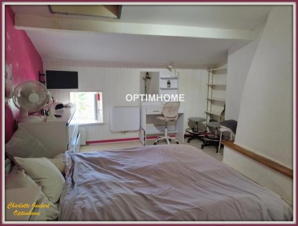 Propriété à vendre 10 pièces Proche de BARBEZIEUX SAINT HILAIRE (16)