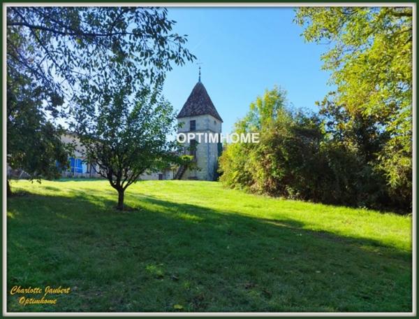 Propriété à vendre 10 pièces Proche de BARBEZIEUX SAINT HILAIRE (16)