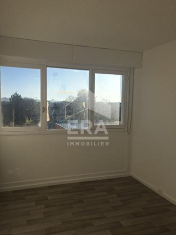 Appartement 3 pièces à louer Châtellerault - 86100 / Réf: 556