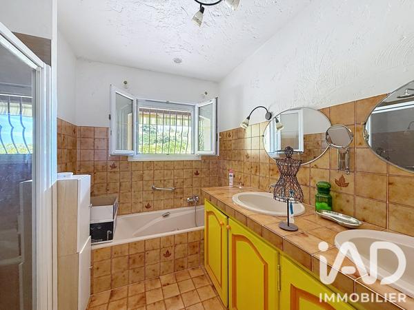 Maison à vendre 8 pièces 186 m² Les Adrets-de-l'Estérel