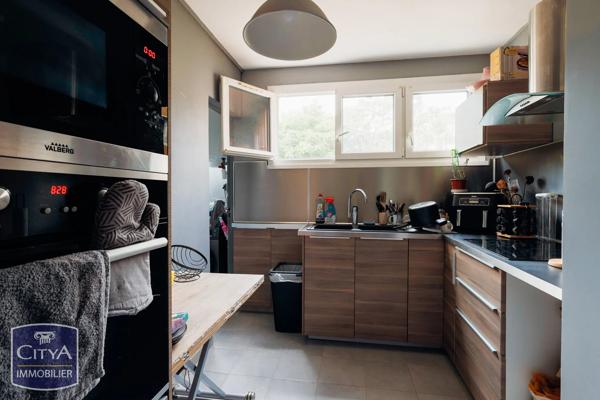 Appartement à vendre 3 pièces 61m² Marignane (13700)