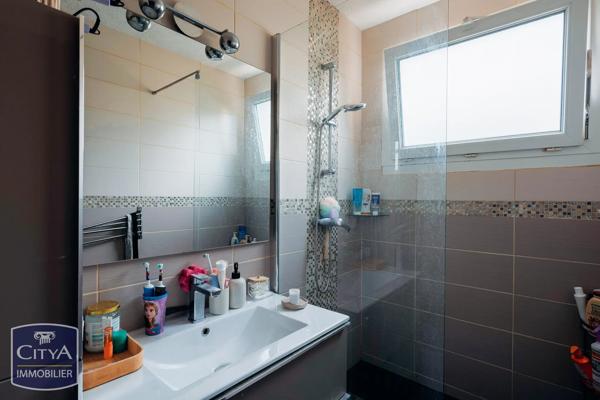 Appartement à vendre 3 pièces 61m² Marignane (13700)