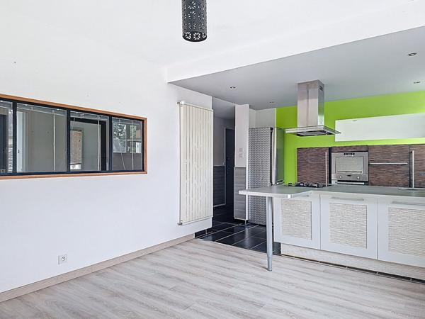 Appartement rue chef de Ville