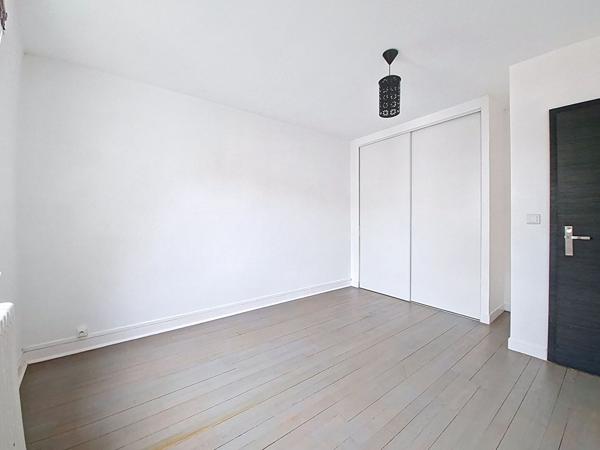 Appartement rue chef de Ville